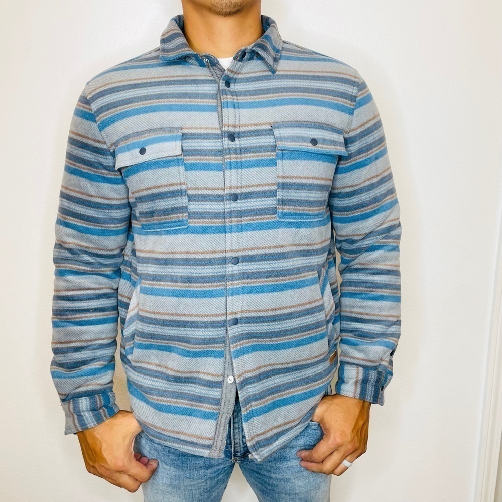 Voyager Men’s Sherpa Fleece Lined Gray Blue Striped Jacket Size M